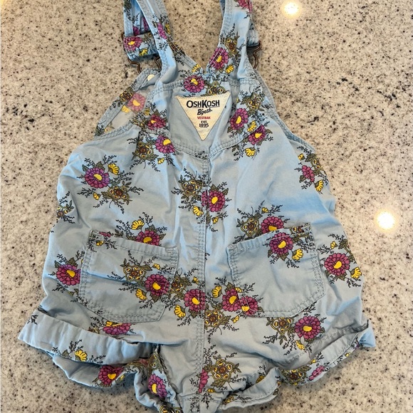 Baby girl Osh Kosh floral Shortalls 12 months - Picture 3 of 4